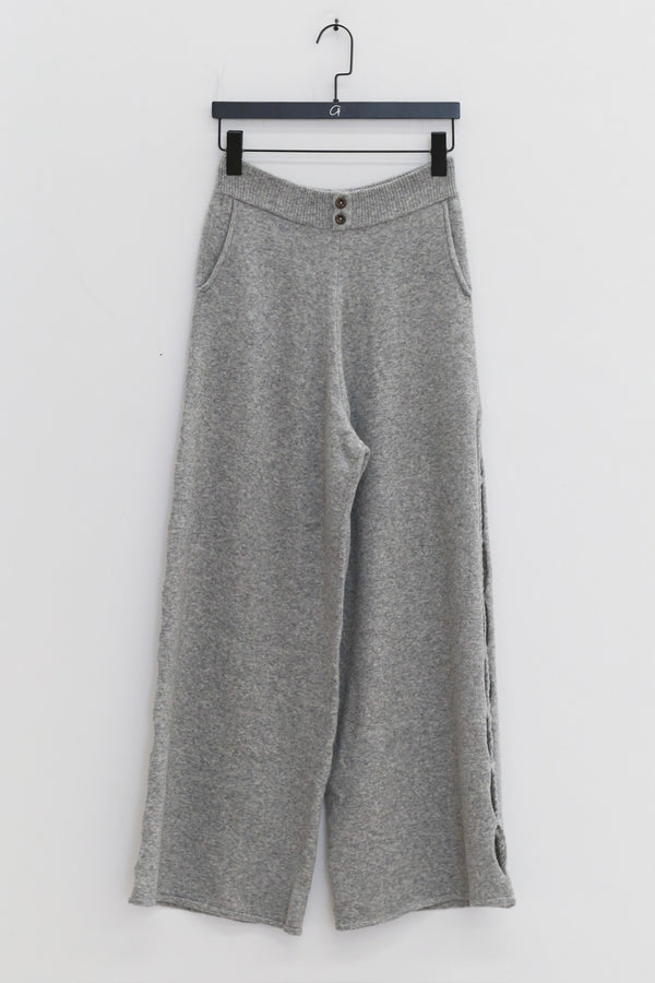 NAN KNITS 25 Autumn and Winter Hollow Cable Wide Leg Pants NAN-N25AWTR05GRE-QIANHUI Light Gray